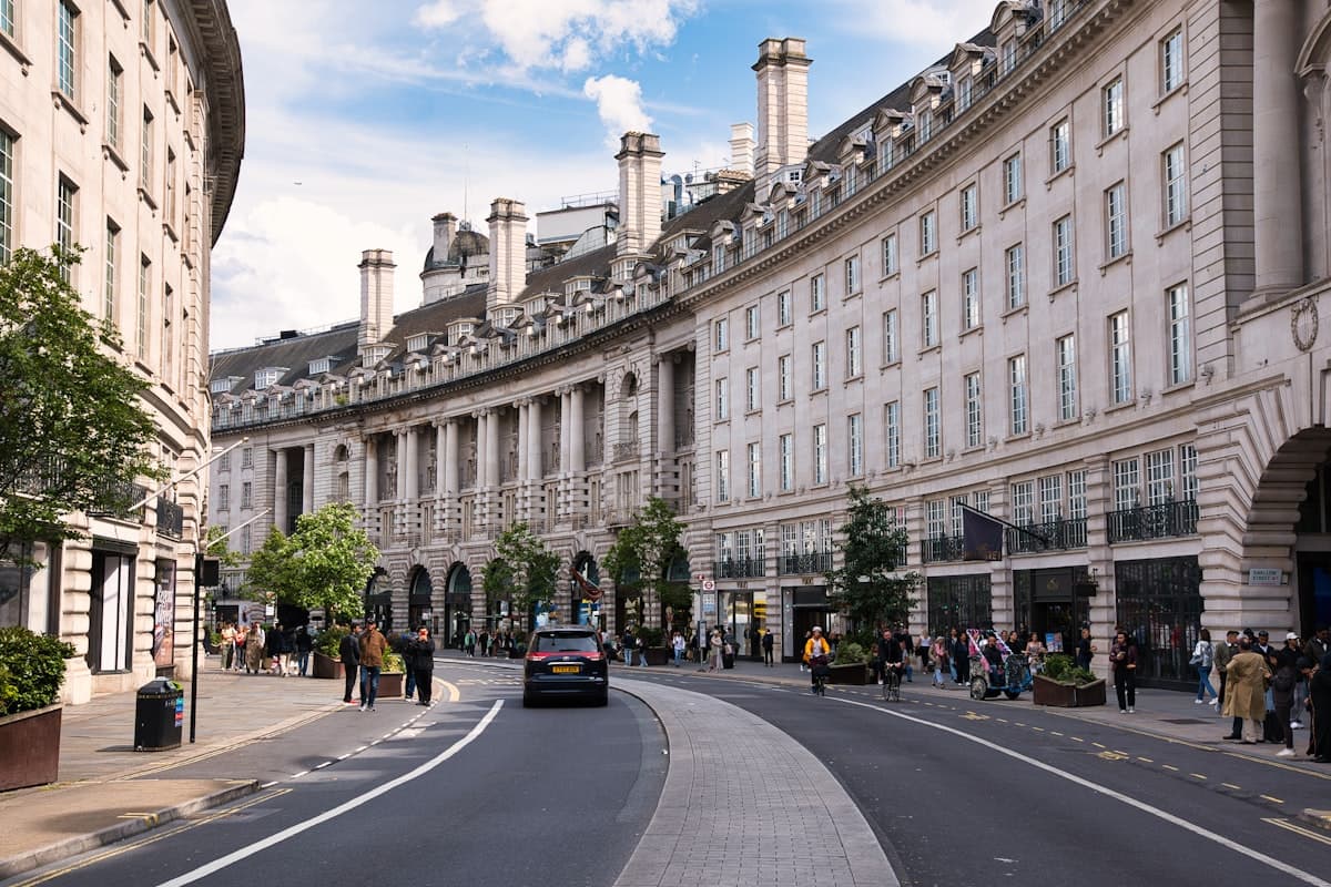 Retail Lending Update: Key Takeaways from The Retail Note - Retail sales: broken clock syndrome